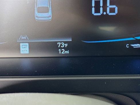 New 2026 Hyundai Elantra Sport FWD image 18