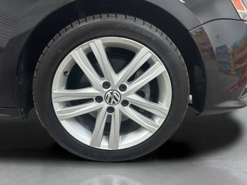 Used 2015 Volkswagen Jetta SEL FWD image 28