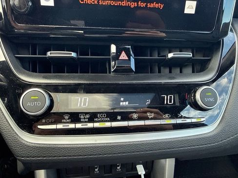Used 2023 Toyota Corolla Cross AWD Hybrid w/ Convenience Package image 27