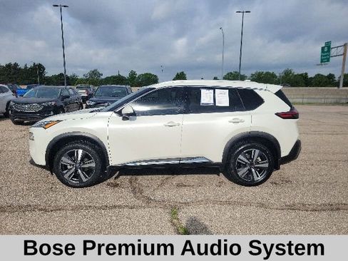 Used 2022 Nissan Rogue SL w/ SL Premium Package FWD image 3