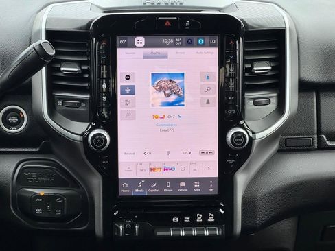 Used 2025 RAM 2500 Big Horn AWD/4WD image 19