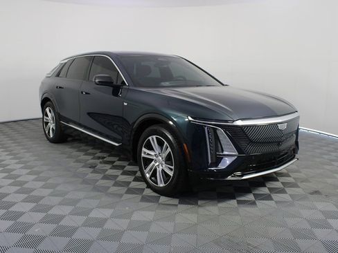 Used 2024 Cadillac Lyriq Tech w/ Driver Assist Package image 28