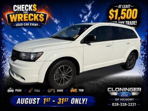 Used 2018 Dodge Journey SE w/ Connectivity Group FWD image 1