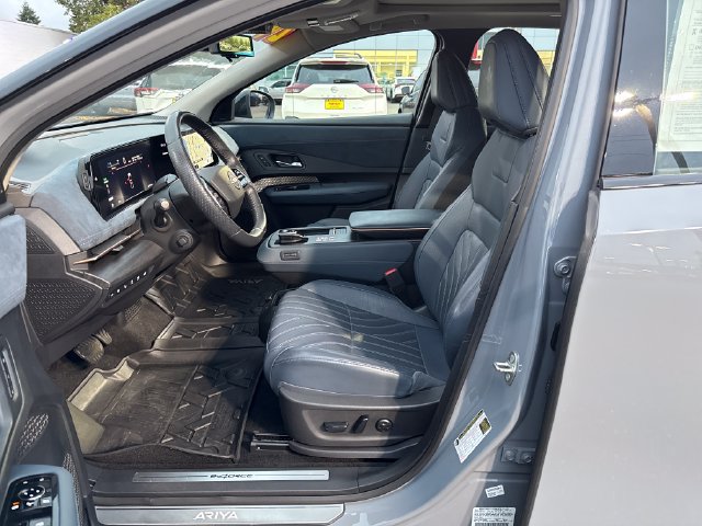 Used 2024 Nissan Ariya AWD image 16