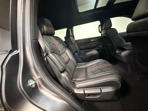 Used 2026 Nissan Armada PRO-4X AWD/4WD image 14