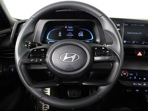 Certified 2026 Hyundai Elantra Sport FWD image 10