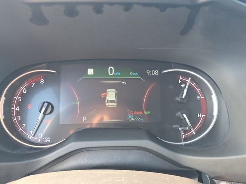 Used 2025 Toyota RAV4 XLE FWD image 22