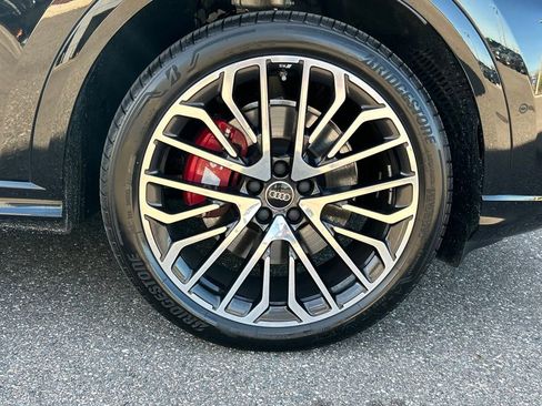 Used 2025 Audi SQ5 Premium Plus w/ Premium Plus Package image 45