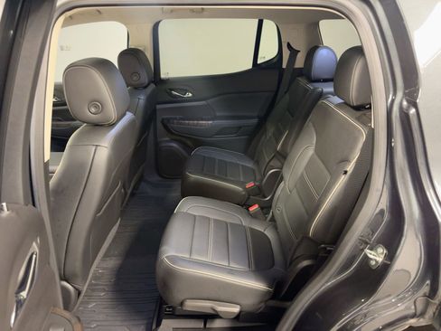 Used 2023 GMC Acadia Denali w/ Denali Ultimate Package image 13
