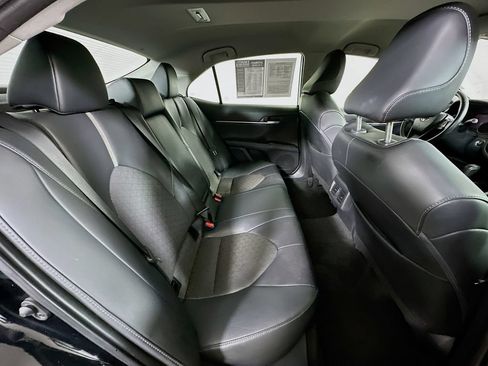Used 2024 Toyota Camry XSE FWD image 10