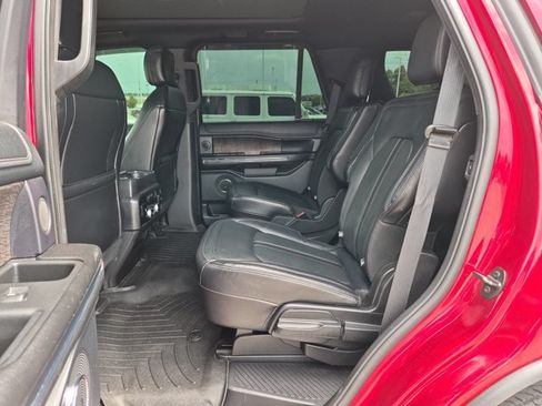 Used 2019 Ford Expedition Limited w/ Texas Edition Package RWD image 18