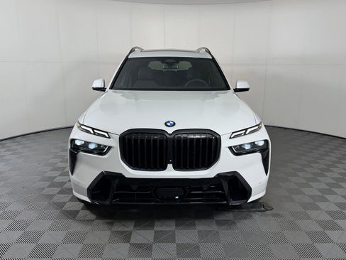 Used 2027 BMW X7 xDrive40i AWD/4WD image 6