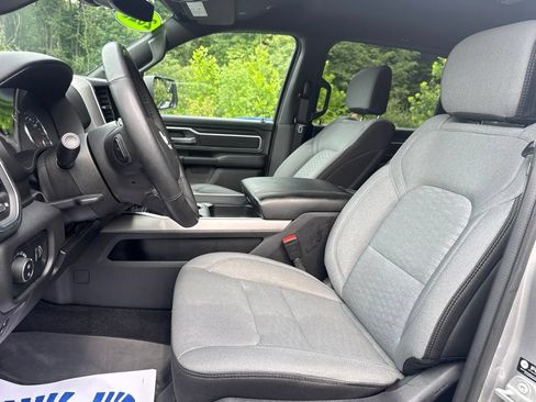 Used 2025 RAM 1500 Big Horn AWD/4WD image 12