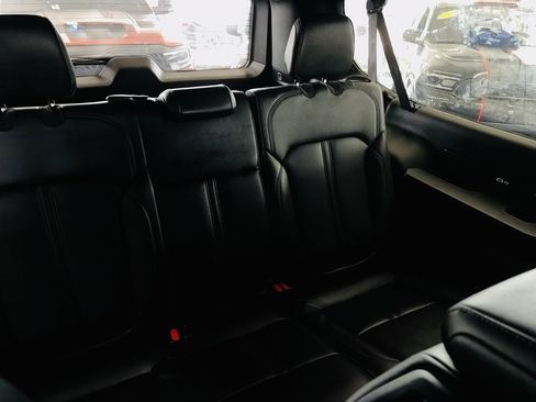 Used 2026 Jeep Grand Wagoneer L Limited w/ 8-Passenger Seating Package AWD/4WD image 44