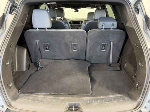 Certified 2024 Buick Enclave Essence w/ Experience Buick Package AWD/4WD image 15