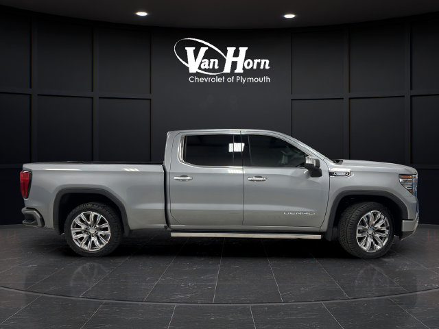 Used 2024 GMC Sierra 1500 Denali w/ Denali Reserve Package AWD/4WD image 8