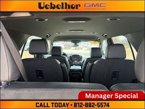 Used 2023 Chevrolet Traverse LT AWD/4WD image 13