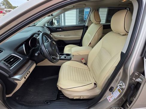 Used 2018 Subaru Outback 2.5i Limited image 10