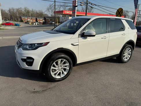 Used 2018 Land Rover Discovery Sport HSE AWD/4WD image 6