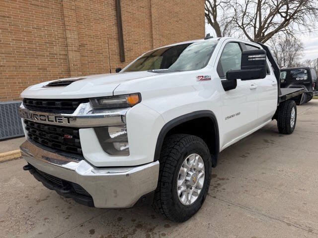 Used 2023 Chevrolet Silverado 2500 LT AWD/4WD image 14