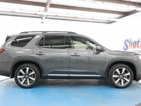 Used 2023 Honda Pilot Touring image 15