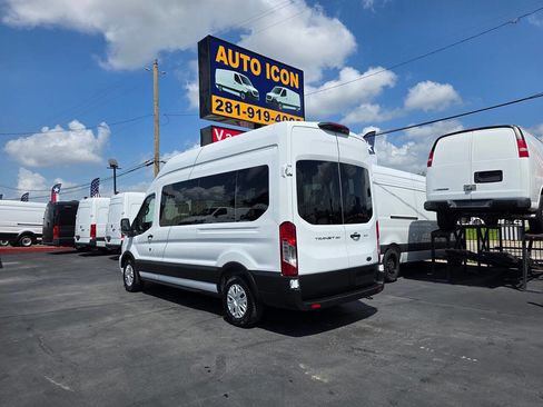 Used 2025 Ford Transit 350 XLT image 2