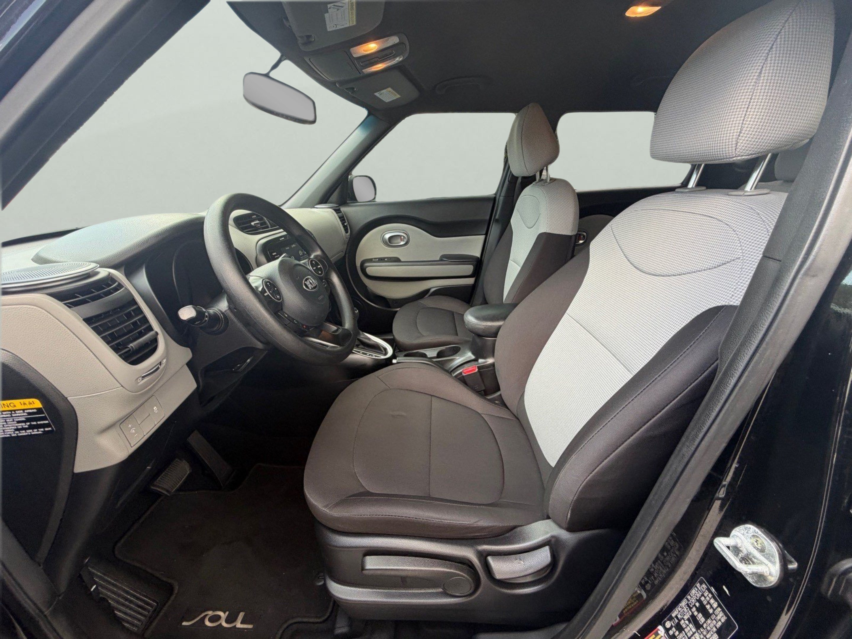 Used 2019 Kia Soul w/ Convenience Package FWD image 13