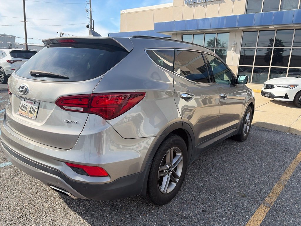 Used 2017 Hyundai Santa Fe Sport w/ 2.4L Tech Package 04 FWD image 5