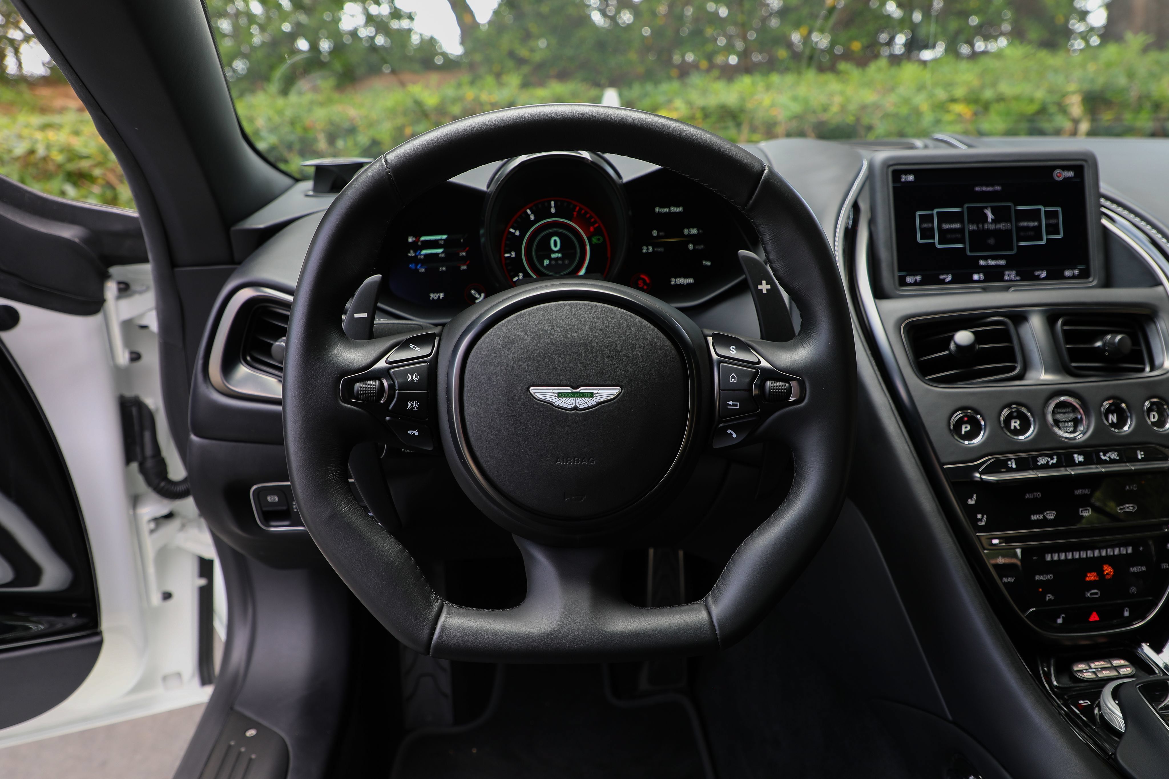 Used 2023 Aston Martin DBS Coupe RWD image 19