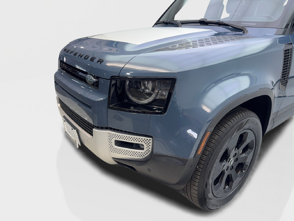 Used 2023 Land Rover Defender 110 SE AWD/4WD image 18