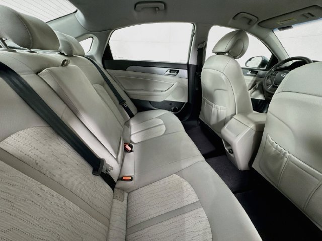 Used 2016 Hyundai Sonata SE FWD image 24