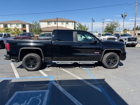 Used 2018 GMC Sierra 1500 SLT w/ All Terrain X Package AWD/4WD image 4