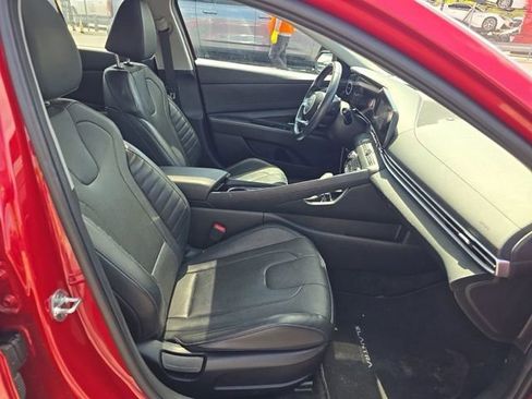 Used 2022 Hyundai Elantra Limited FWD image 8