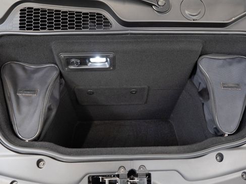 Used 2023 Lamborghini Huracan EVO image 25