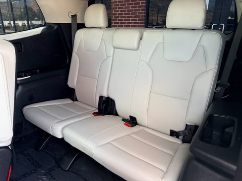 Used 2022 Kia Telluride EX w/ EX Premium Package AWD/4WD image 28
