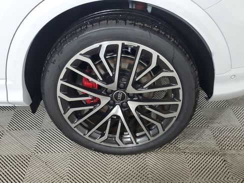 New 2025 Audi SQ5 Premium Plus image 16
