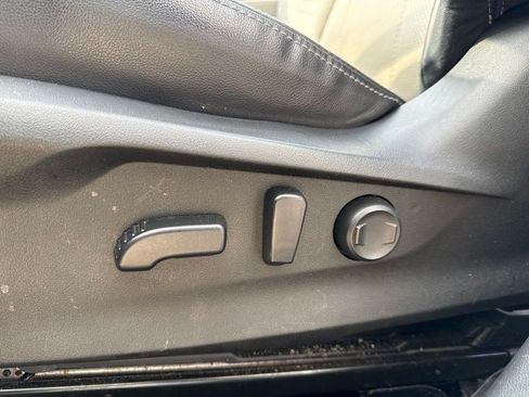 Used 2019 Subaru Forester Limited AWD/4WD image 10