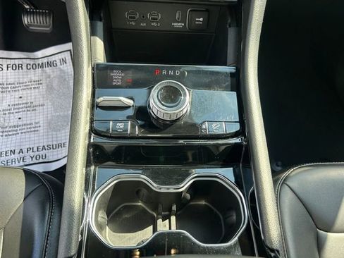 Used 2023 Jeep Grand Cherokee 4WD 4xe image 16