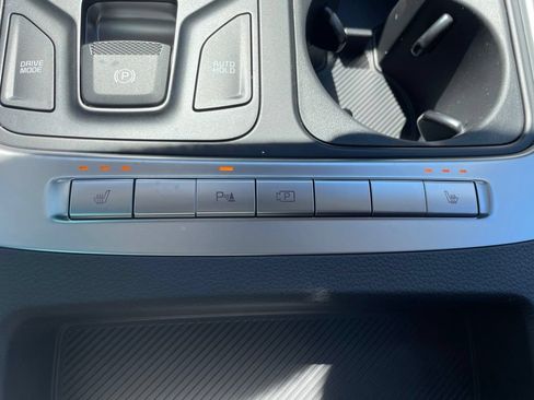 New 2026 Kia Carnival FWD image 21