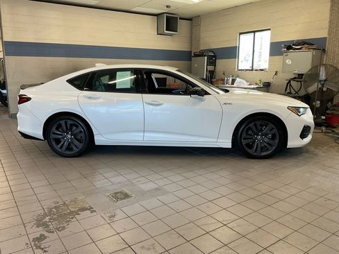 Used 2022 Acura TLX w/ A-SPEC Pkg image 7