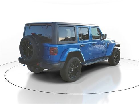 Used 2023 Jeep Wrangler Unlimited Sahara w/ Dual Top Group image 3