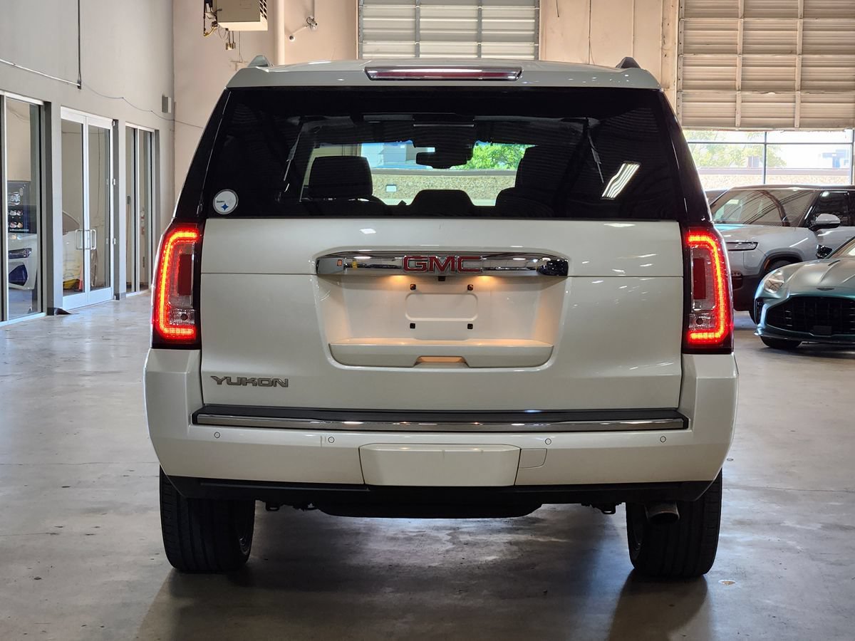 Used 2015 GMC Yukon Denali w/ Premium Package AWD/4WD image 9