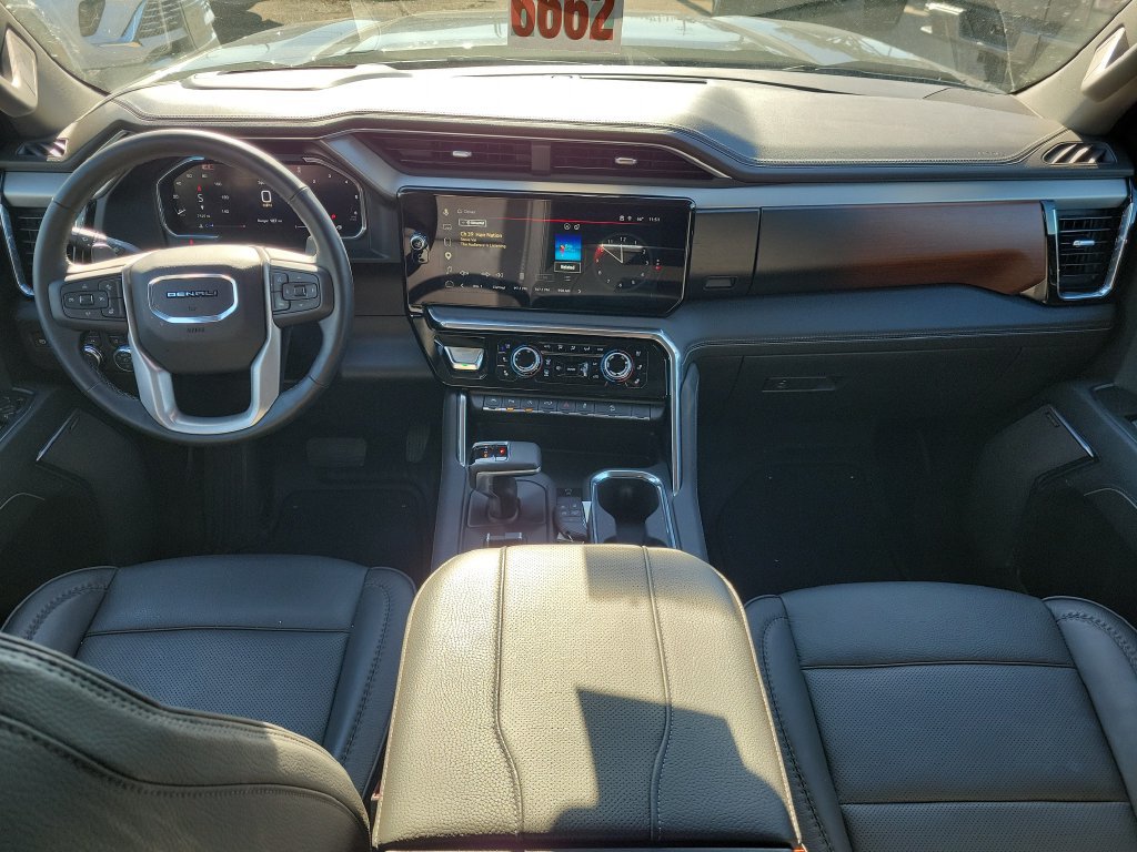 Used 2026 GMC Sierra 1500 Denali w/ Denali Reserve Package AWD/4WD image 9