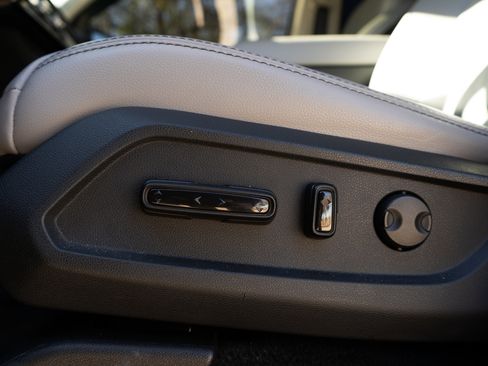 Certified 2024 Honda Pilot Touring image 41