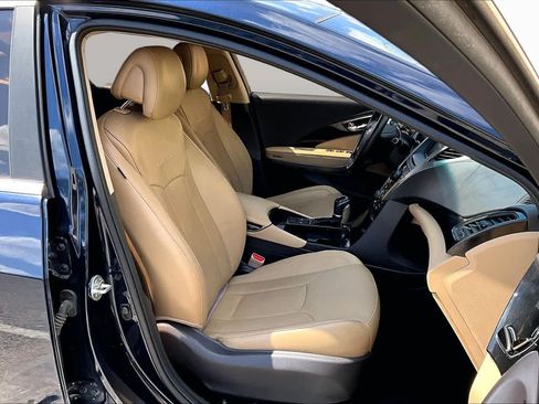 Used 2013 Hyundai Azera FWD image 9