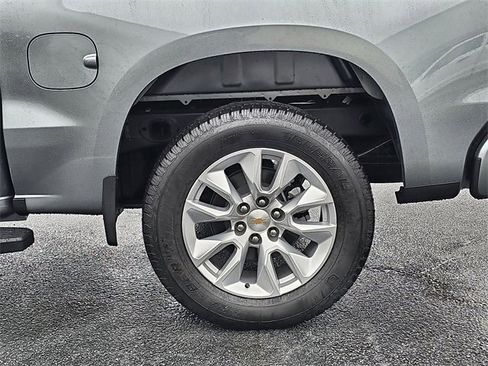 Used 2026 Chevrolet Silverado 1500 Custom image 12