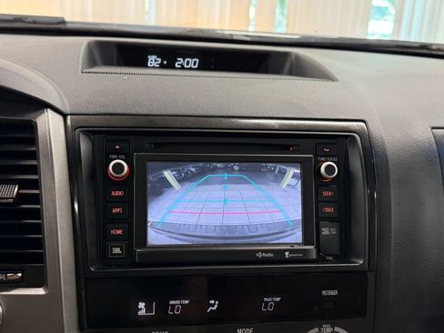 Used 2014 Toyota Sequoia Platinum AWD/4WD image 35