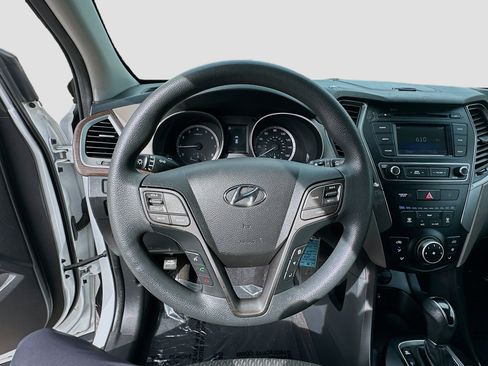 Used 2018 Hyundai Santa Fe Sport image 10