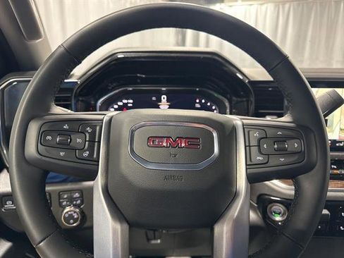 New 2025 GMC Sierra 1500 SLE w/ Preferred Package image 24