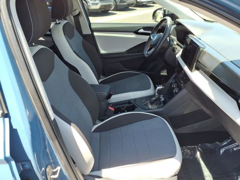 Certified 2025 Volkswagen Taos S FWD image 10